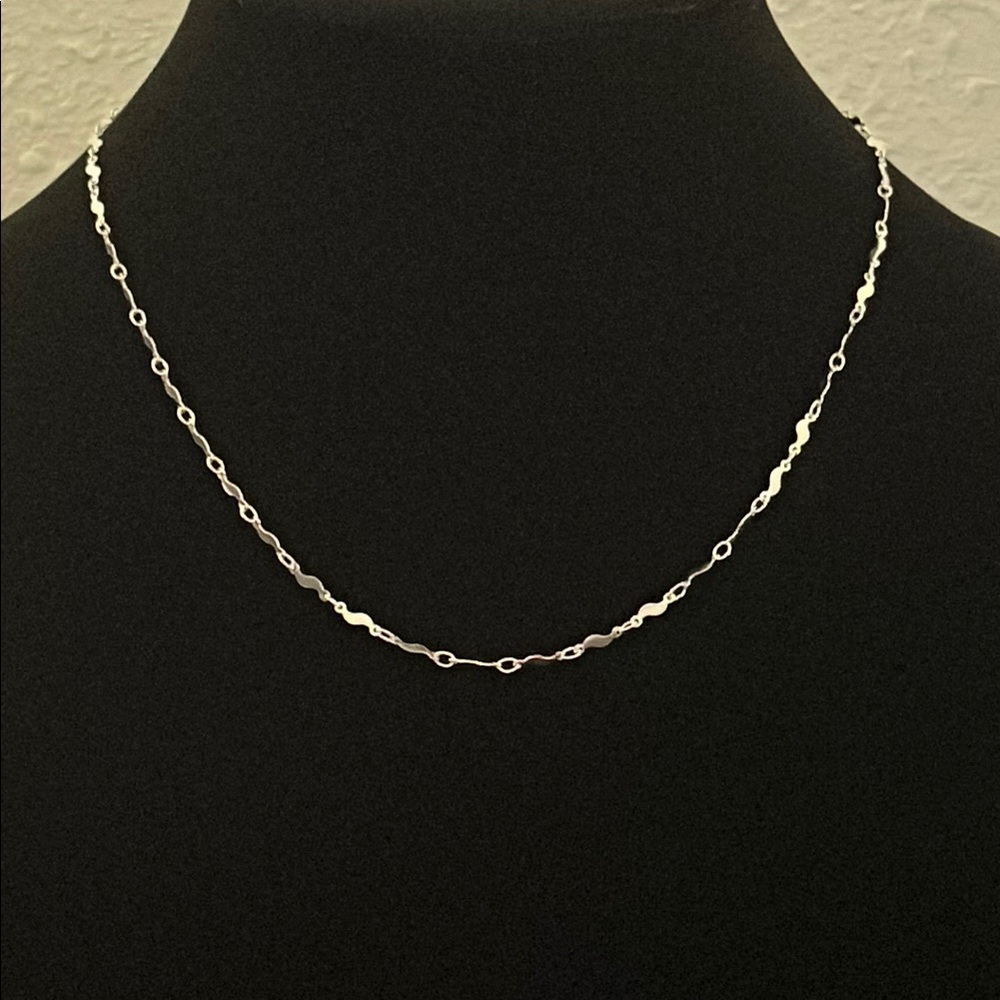 NWOT Elegant 18” Twisted Link Sterling Silver Chain Necklace